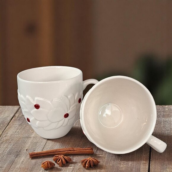 Set of Two  Starbucks Coffee Cup 2004 Raised Flowers & Berries 16oz Mug - Picture 3 of 11